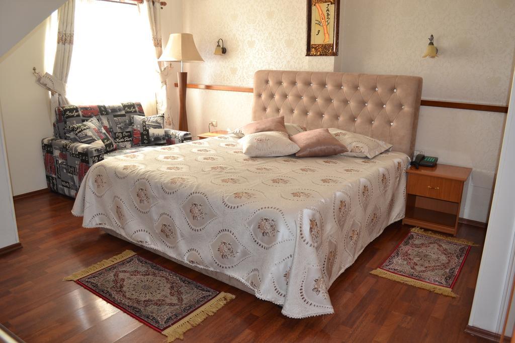 Hotel Villa Tafaj Tirana Extérieur photo