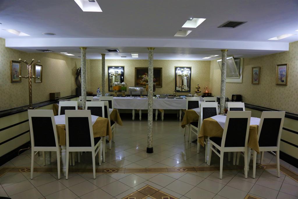 Hotel Villa Tafaj Tirana Extérieur photo