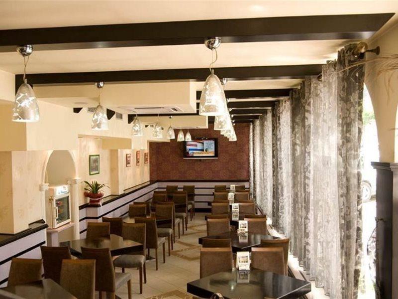 Hotel Villa Tafaj Tirana Extérieur photo