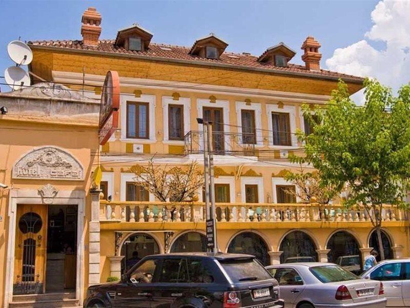 Hotel Villa Tafaj Tirana Extérieur photo